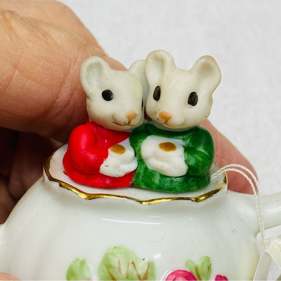 Hallmark Keepsake Mother Daughter Mice Teapot Ornament 3 inch Christmas Holiday - Picture 3 of 13